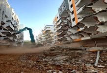 आंबेगाव बुद्रूक येथील ११ अनधिकृत इमारतींवर पुणे महानगर पालिकेची कारवाई.